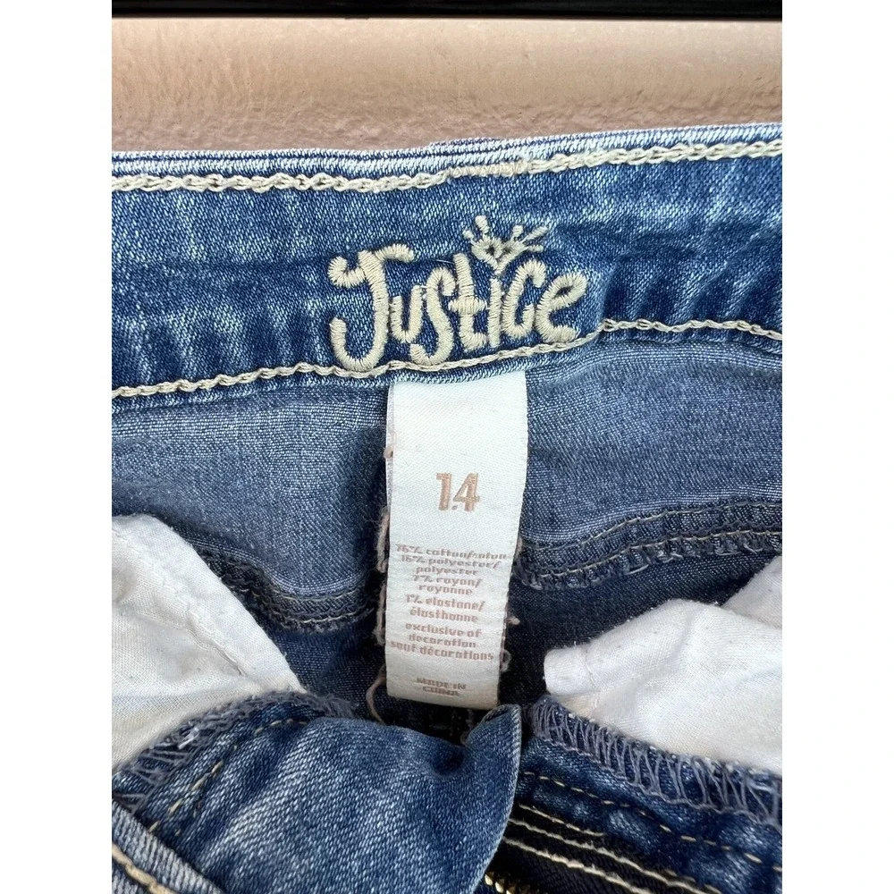 Justice Girls Light Wash Denim Crochet Lace Trim Shorts Size 14 Blue Stretch